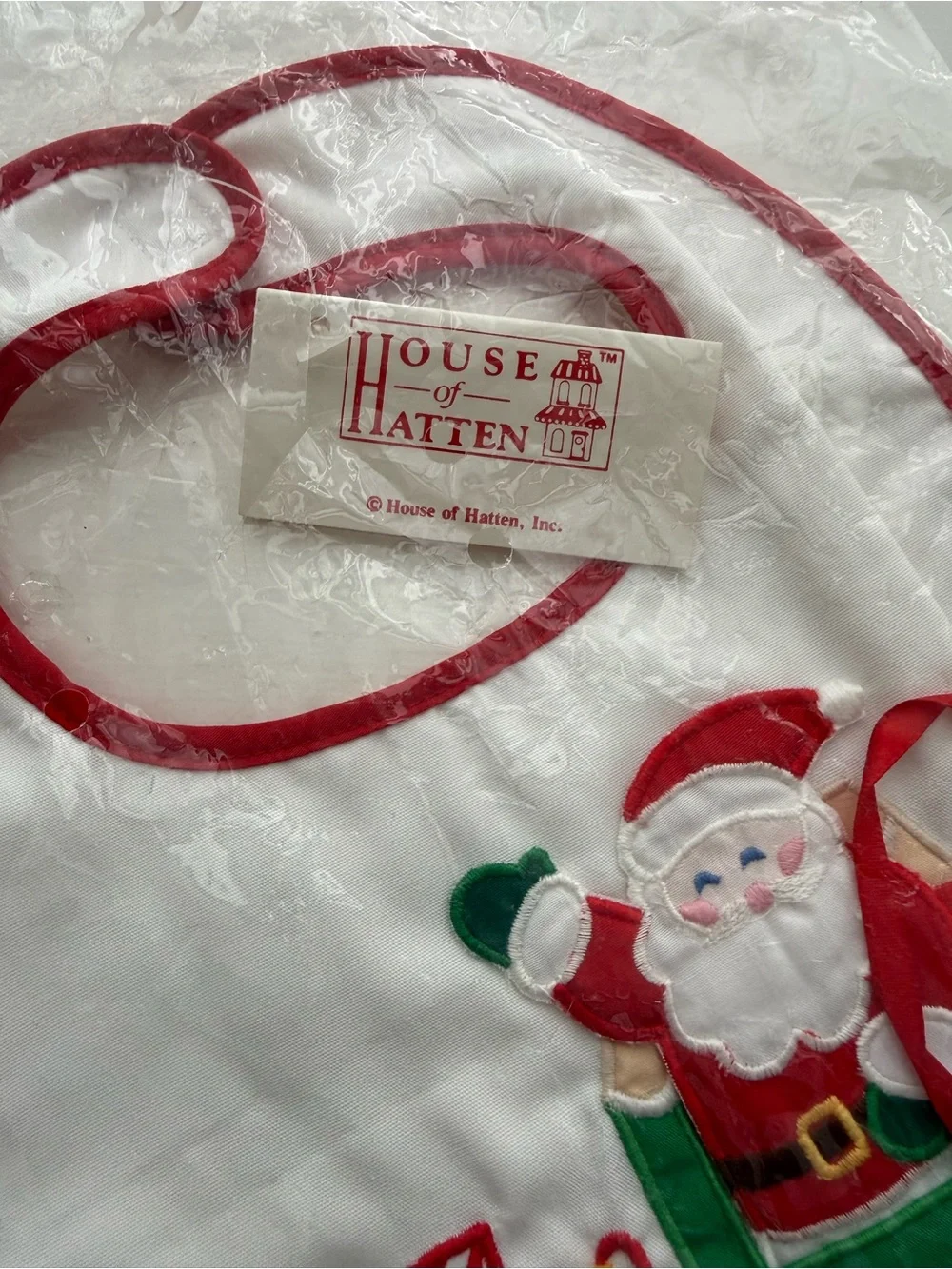 House of Hatten Kids Christmas Bib Set - White with Red Trim